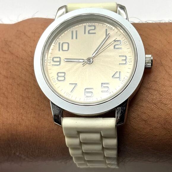 White Retro Men's Watch - Picture 2 of 5